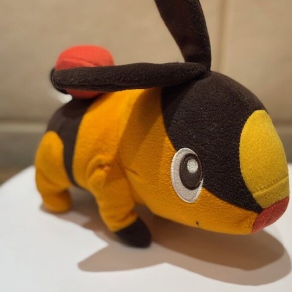 Pokemon Tepig 8.5" Tomy Poke Plush - Pokemon Center Exclusive - 2016 - Picture 3 of 5